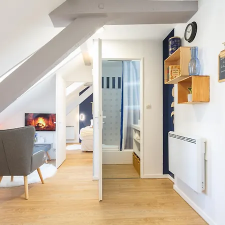 Le Perchoir, Avec Parking, Face Aux Thermes Apartamento *