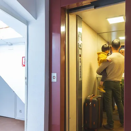 Le Perchoir, Avec Parking, Face Aux Thermes Apartman Bagnères-de-Luchon
