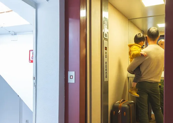 Le Perchoir, Avec Parking, Face Aux Thermes 아파트 Bagnères-de-Luchon