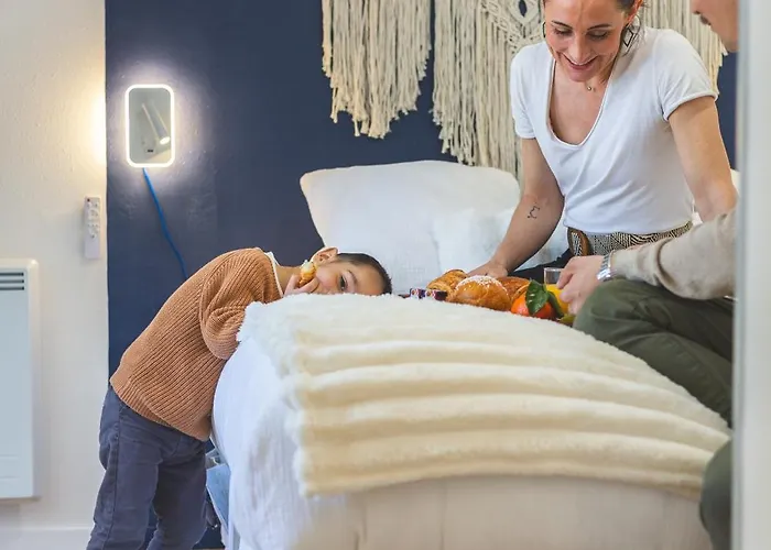 Le Perchoir, Avec Parking, Face Aux Thermes 아파트 *